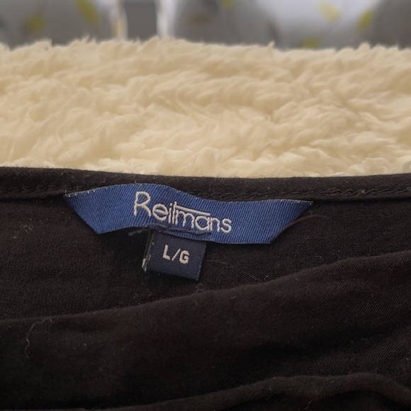 Selling ladies size large tunic top from Reitmans - Picture 2 of 2